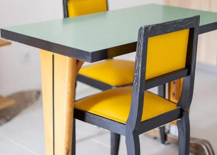 2 Pers Renove En Bord De Sevre Avec Cuisine Equipee Et Exterieur Partage - Fr-1-426-482 *