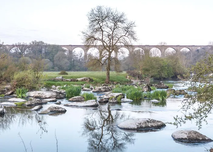 2 Pers Renove En Bord De Sevre Avec Cuisine Equipee Et Exterieur Partage - Fr-1-426-482 * Mortagne-sur-Sevre